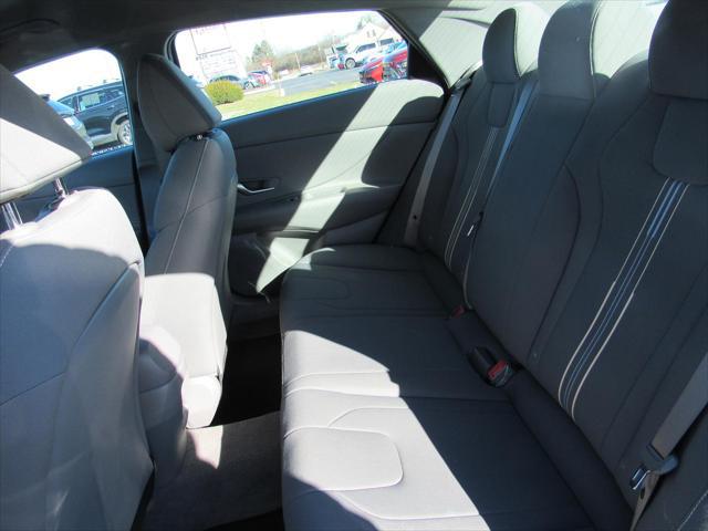 2025 Hyundai Elantra SEL Sport