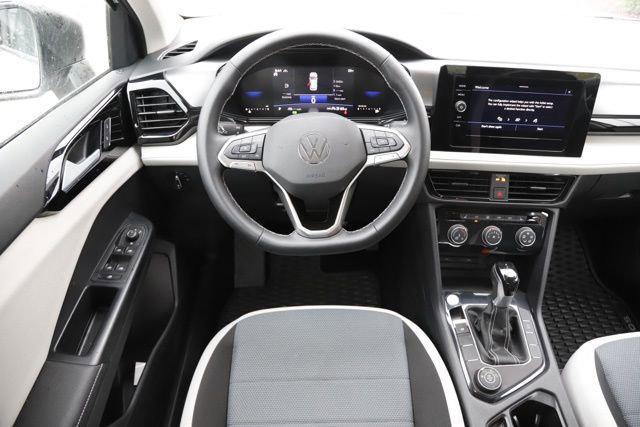 2025 Volkswagen Taos 1.5T S
