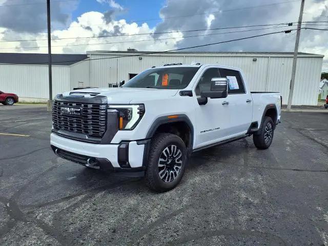 2024 GMC Sierra 2500HD 4WD Crew Cab Standard Bed Denali Ultimate for sale in Salem, OH