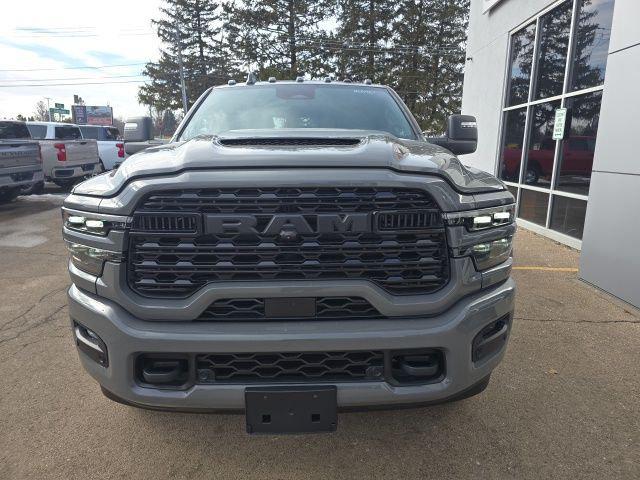 2026 RAM Ram 3500 RAM 3500 LIMITED MEGA CAB 4X4 64 BOX