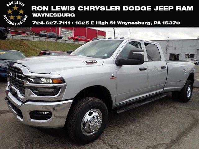 2026 RAM Ram 3500 RAM 3500 TRADESMAN CREW CAB 4X4 8 BOX