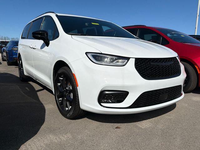 2026 Chrysler Pacifica PACIFICA LIMITED AWD