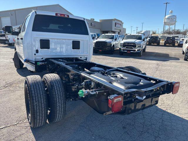 2026 RAM Ram 3500 Chassis Cab RAM 3500 TRADESMAN CREW CAB CHASSIS 4X4 60 CA 2026 RAM Ram 3500 Chassis Cab RAM 3500 TRADESMAN CREW CAB CHASSIS 4X4 60 CA