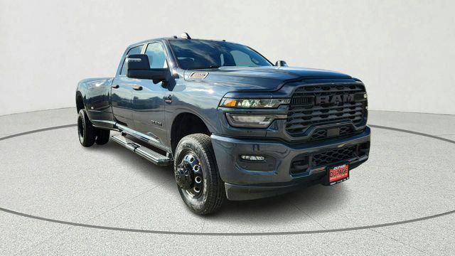 2026 RAM Ram 3500 RAM 3500 BIG HORN CREW CAB 4X4 8 BOX