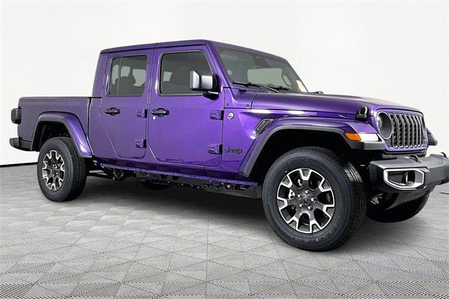 2026 Jeep Gladiator GLADIATOR SAHARA 4X4