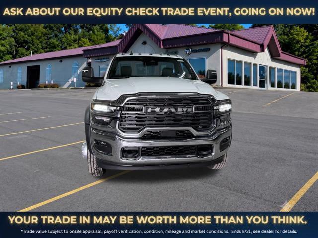 2026 RAM 5500 Chassis RAM 5500 TRADESMAN CHASSIS REGULAR CAB 4X4 120 CA