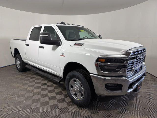 2026 RAM Ram 2500 RAM 2500 TRADESMAN CREW CAB 4X4 64 BOX