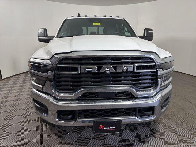 2026 RAM Ram 2500 RAM 2500 TRADESMAN CREW CAB 4X4 64 BOX