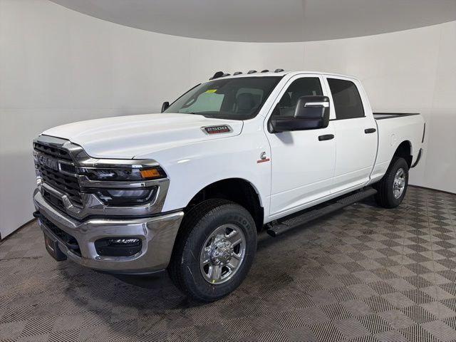 2026 RAM Ram 2500 RAM 2500 TRADESMAN CREW CAB 4X4 64 BOX