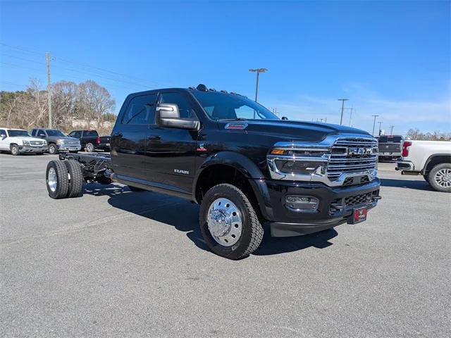 2026 RAM Ram 5500 Chassis Cab RAM 5500 BIG HORN CHASSIS CREW CAB 4X4 84 CA