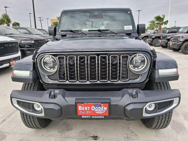 2026 Jeep Gladiator GLADIATOR SAHARA 4X4