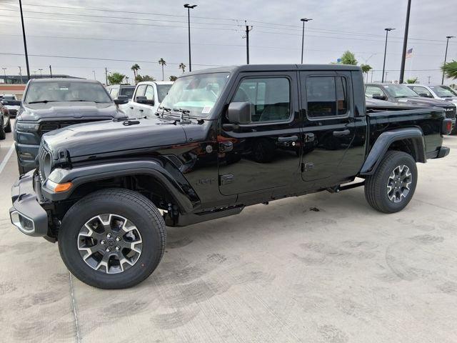 2026 Jeep Gladiator GLADIATOR SAHARA 4X4