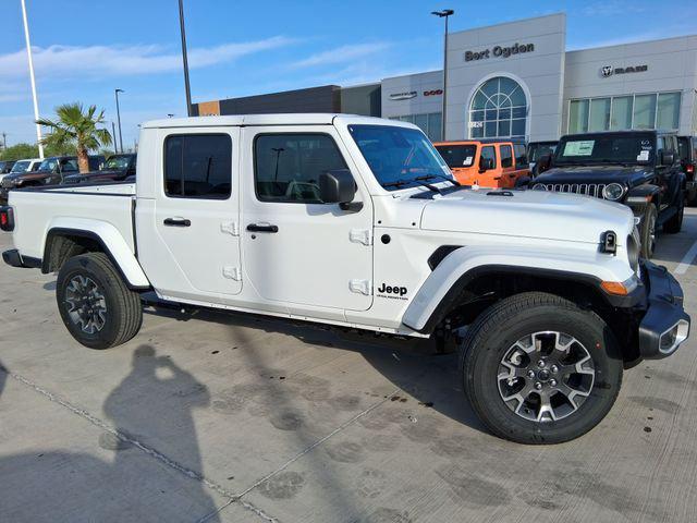 2026 Jeep Gladiator GLADIATOR SAHARA 4X4