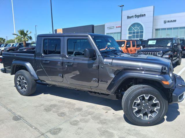 2026 Jeep Gladiator GLADIATOR SAHARA 4X4