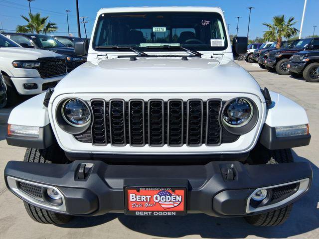 2026 Jeep Gladiator GLADIATOR SAHARA 4X4