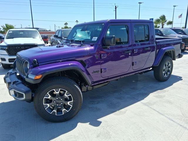 2026 Jeep Gladiator GLADIATOR SAHARA 4X4