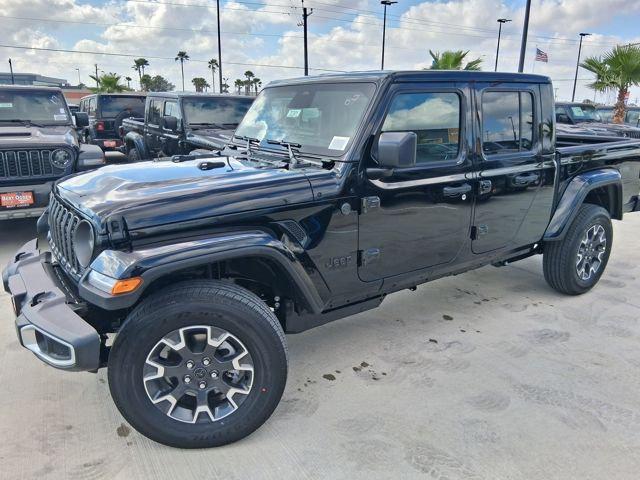 2026 Jeep Gladiator GLADIATOR SAHARA 4X4