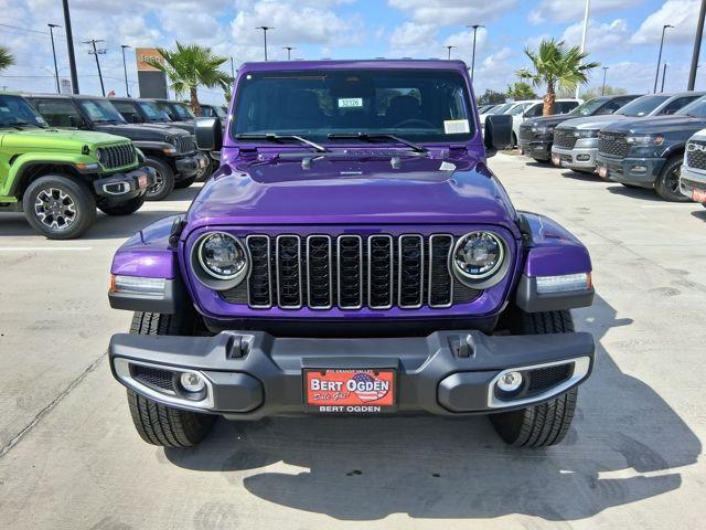 2026 Jeep Gladiator GLADIATOR SAHARA 4X4