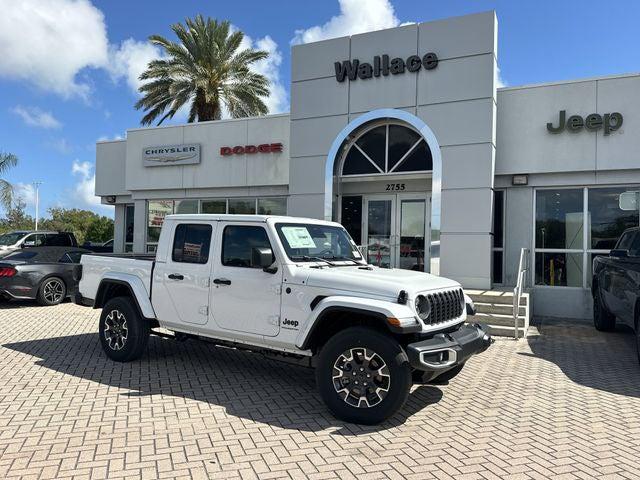 2026 Jeep Gladiator GLADIATOR SAHARA 4X4