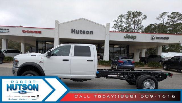 2026 RAM Ram 5500 Chassis Cab RAM 5500 TRADESMAN CHASSIS CREW CAB 4X4 84 CA 2026 RAM Ram 5500 Chassis Cab RAM 5500 TRADESMAN CHASSIS CREW CAB 4X4 84 CA