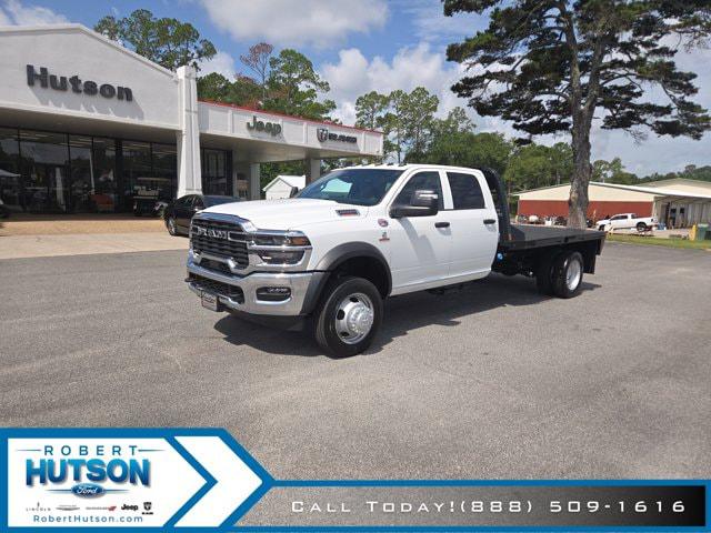 2026 RAM 5500 Chassis RAM 5500 TRADESMAN CHASSIS CREW CAB 4X4 84 CA