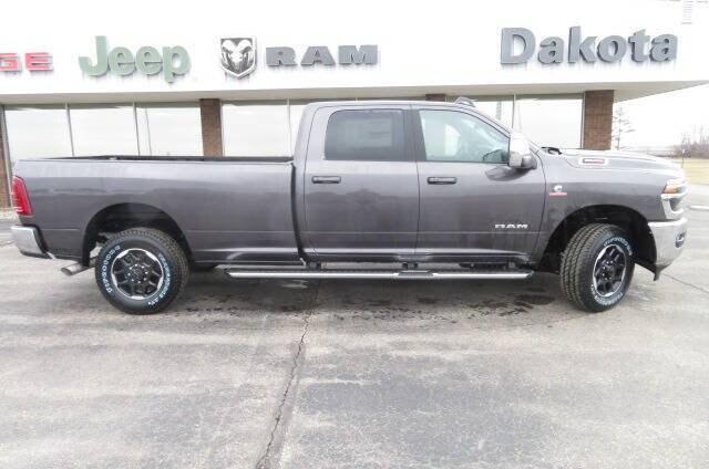 2026 RAM Ram 3500 RAM 3500 LARAMIE CREW CAB 4X4 8 BOX