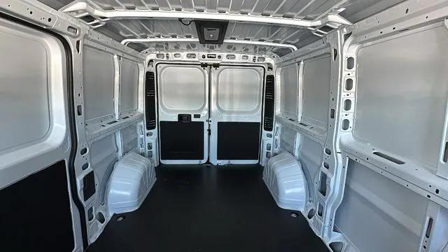 2026 Ram ProMaster Cargo Van Tradesman Low Roof 136" WB w/Pass Seat