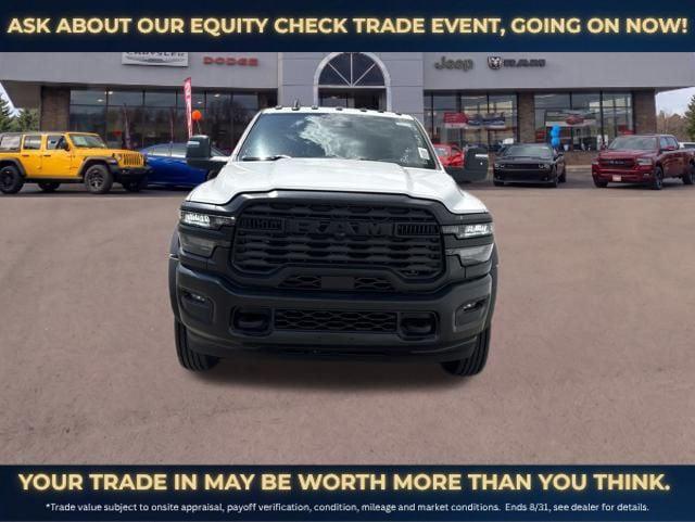 2026 RAM 5500 Chassis RAM 5500 TRADESMAN CHASSIS CREW CAB 4X4 60 CA