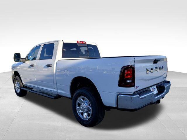 2026 RAM Ram 3500 RAM 3500 TRADESMAN CREW CAB 4X4 64 BOX