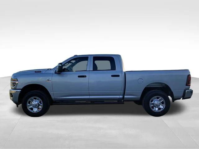 2026 RAM Ram 3500 RAM 3500 TRADESMAN CREW CAB 4X4 64 BOX