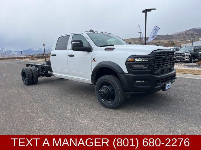 2026 RAM 5500 Chassis RAM 5500 TRADESMAN CHASSIS CREW CAB 4X4 84 CA