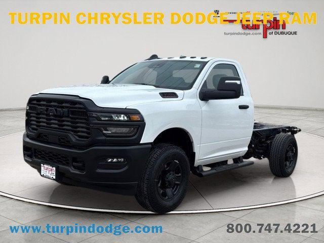 2026 RAM Ram 3500 Chassis Cab RAM 3500 TRADESMAN CHASSIS REGULAR CAB 4X4 60 CA