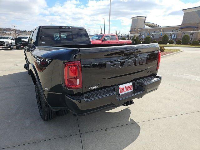 2026 RAM Ram 3500 RAM 3500 LIMITED CREW CAB 4X4 8 BOX