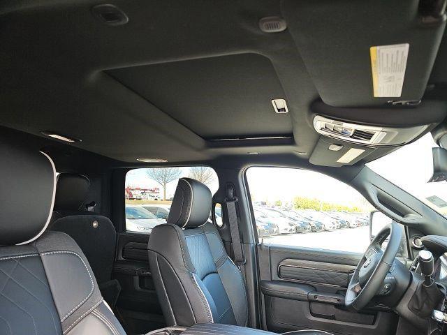 2026 Ram 3500 Limited Crew Cab 4x4 8' Box