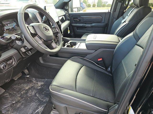 2026 Ram 3500 Limited Crew Cab 4x4 8' Box