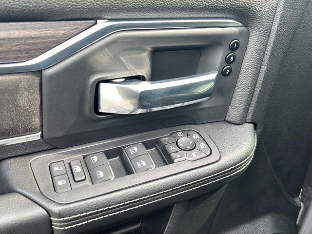 2026 Ram 3500 Laramie Crew Cab 4x4 8' Box