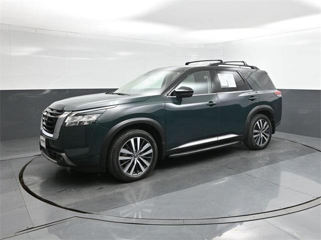 2022 Nissan Pathfinder Platinum 4WD for sale in Houston, TX