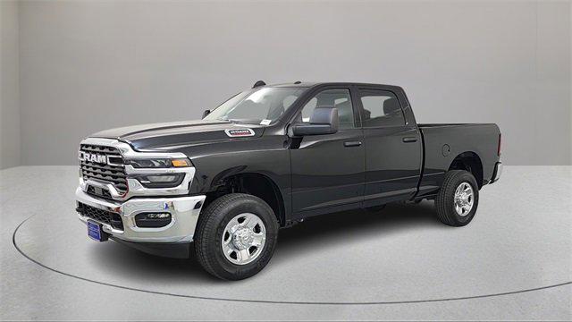 2025 RAM 2500 Tradesman Crew Cab 4x4 64 Box