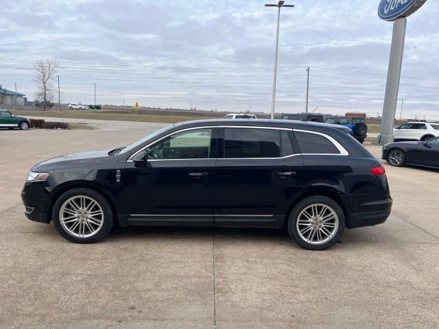 2019 Lincoln MKT Reserve