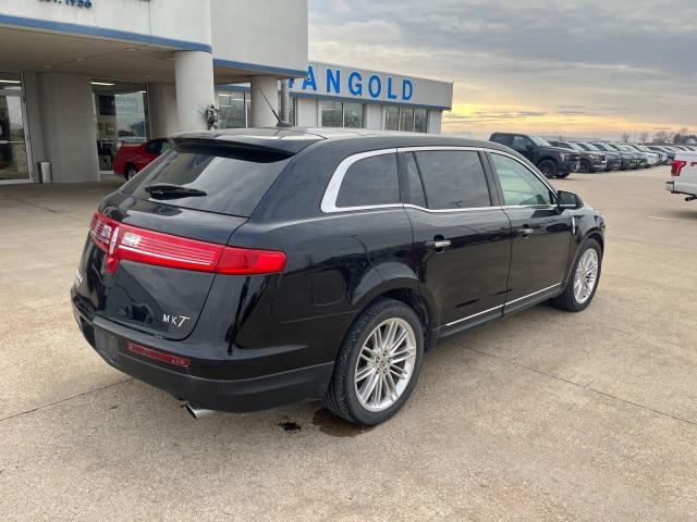 2019 Lincoln MKT Reserve