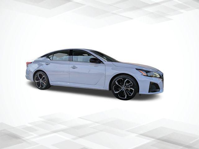 2024 Nissan Altima SR FWD 2024 Nissan Altima SR FWD