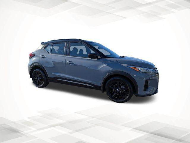 2022 Nissan Kicks SR Xtronic CVT 2022 Nissan Kicks SR Xtronic CVT