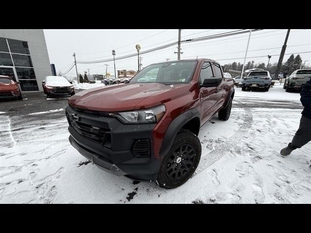 2023 Chevrolet Colorado 4WD Crew Cab Short Box Trail Boss
