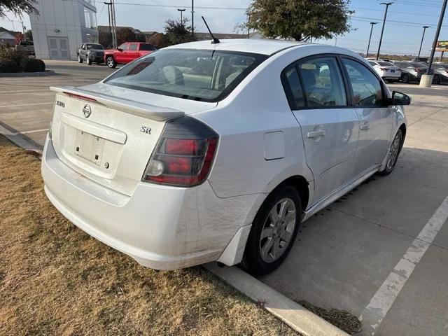2011 Nissan Sentra 2.0SR 2011 Nissan Sentra 2.0SR