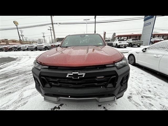 2023 Chevrolet Colorado 4WD Crew Cab Short Box Trail Boss