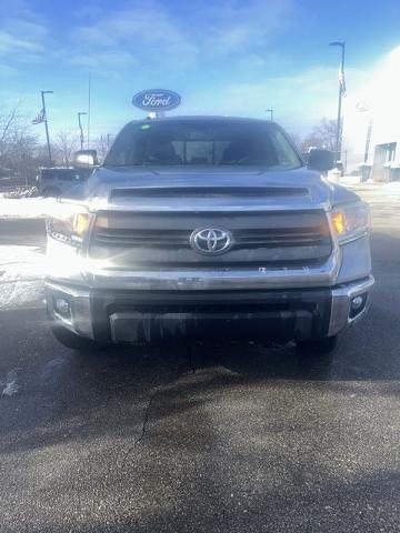 2014 Toyota Tundra SR5 5.7L V8