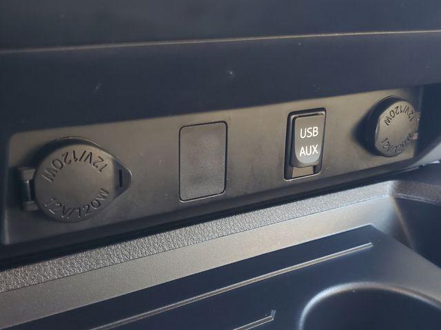 2014 Toyota Tundra SR5 5.7L V8
