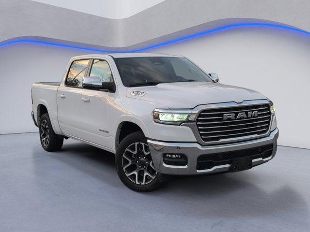 2025 RAM 1500 Laramie Crew Cab 4x4 57 Box