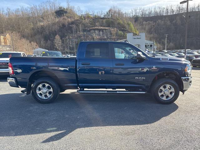 2022 RAM 3500 Big Horn Crew Cab 4x2 64 Box