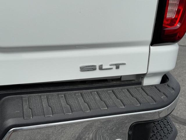 2023 GMC Sierra 2500HD 4WD Crew Cab Standard Bed SLT